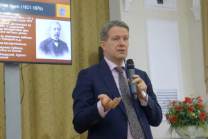 Денис фон Мекк: о строительстве железных дорог, истории, музыке, меценатстве
